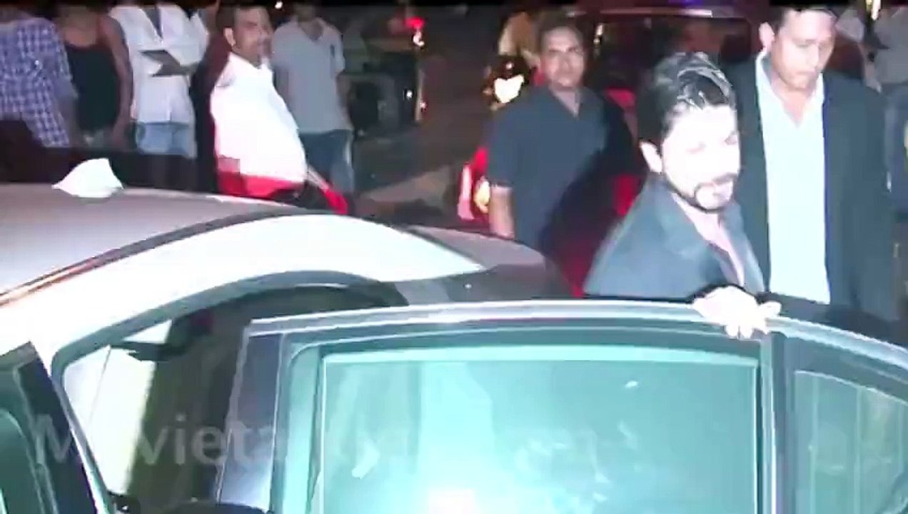 INSIDE Video: Hrithik Roshan's Birthday Party 2016 - Shahrukh Khan, Ranveer Singh, Mika
