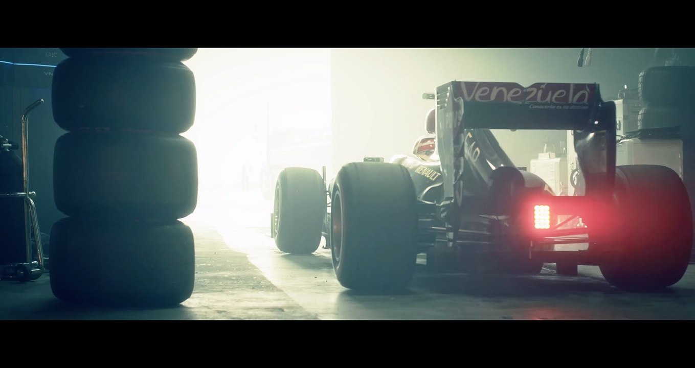 Epic World-Record Truck Jump by EMC and Lotus F1 Team