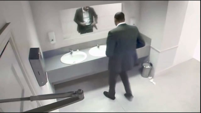 Самый страшный прикол в туалете (1)