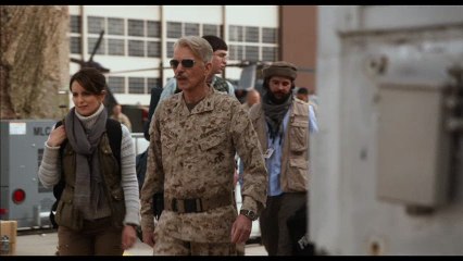 Whiskey Tango Foxtrot - Movie Trailers - Official