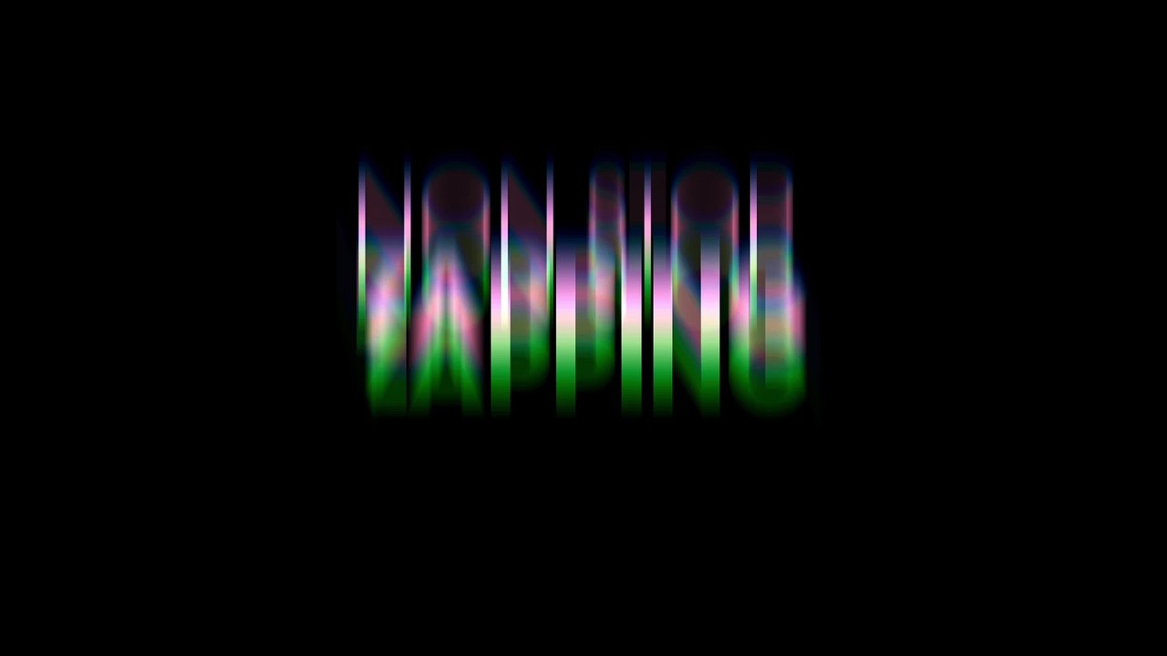 Bagarre en pleine rue : un homme mis à terre après un seul coup de poing (Vidéo)