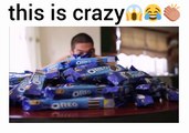 Guy Baths in 1500 Oreos while playing 'Color Switch' lol...Follow Cemre Can...