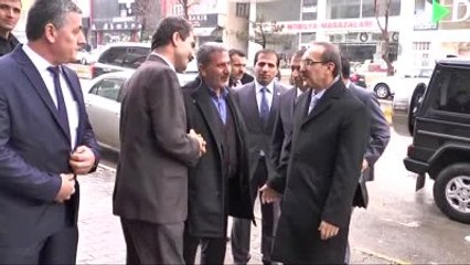 Muş Valisi Yavuz: "Eline Silah Alan Bir Öğretmenin Derse Girmesi Makul mü? Bu Kabul Edilemez"