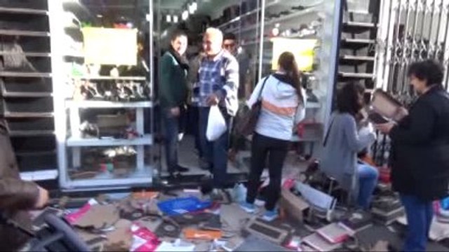 Bodrum'da 10 Liralık Ayakkabı İzdihamı