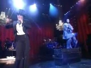 Madonna Plays Dietrich