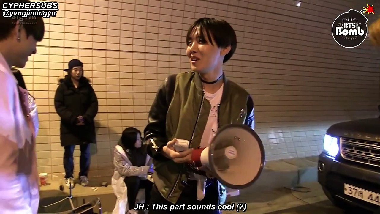 [ENG SUB BANGTAN BOMB] j hopes singing RUN over a loudspeaker