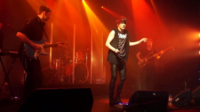 «Стук» А.Бон («Космонавт», СПб, 3.03.2016) (LehaKaramyshev)