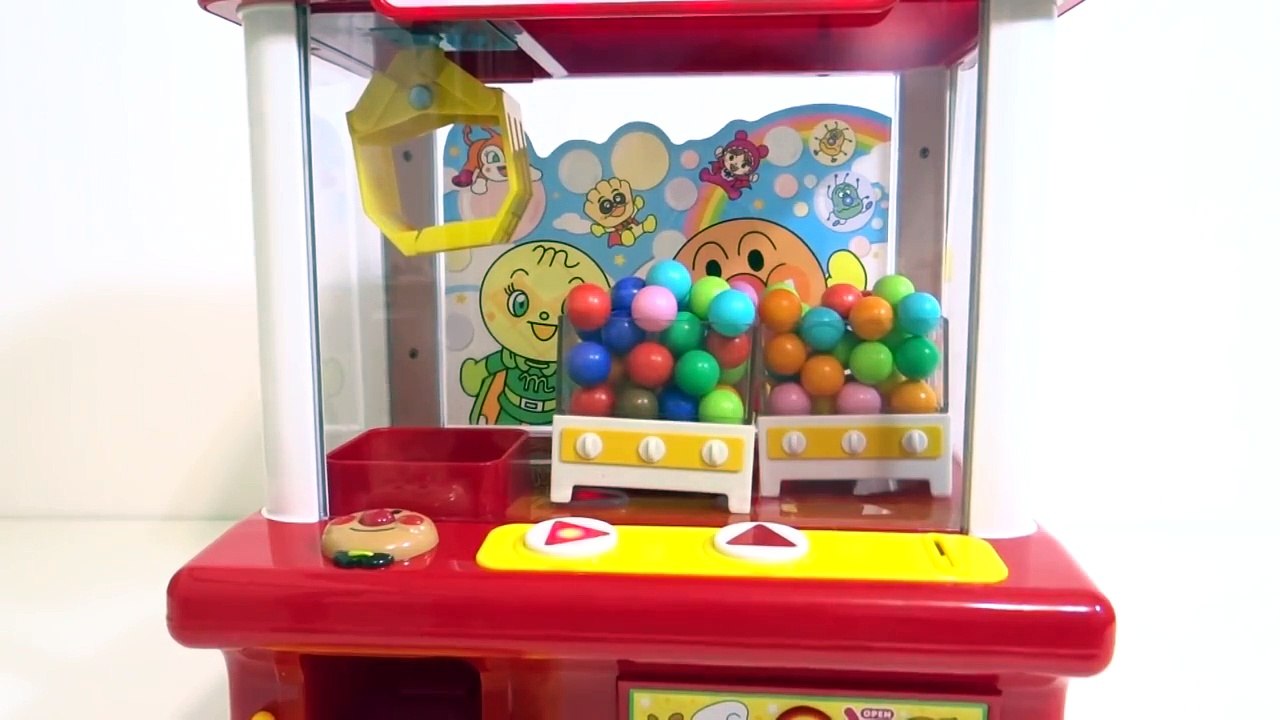 Gumball Anpanman Crane game アンパンマンのクレーンゲームでガムボール