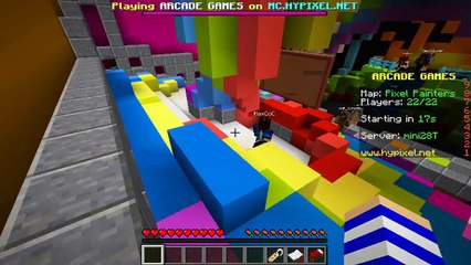 Minecraft Little Carly GETTING BETTER AT PIXEL PAINTERS!!