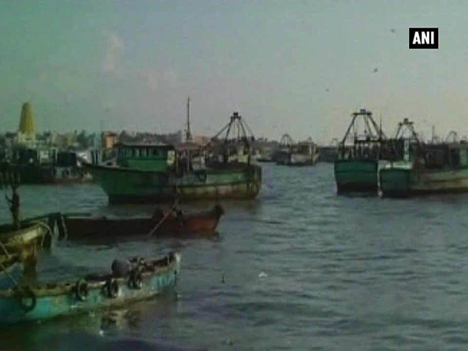 Twenty eight Indian fishermen apprehended by Sri Lankan Navy