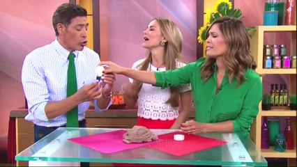 Ana Patricia González pregnant belly on ¡Despierta América! 4 22 15 part 2