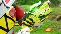 Power Rangers Dino Super Charge 5 Red Ranger tests the Dino Charger