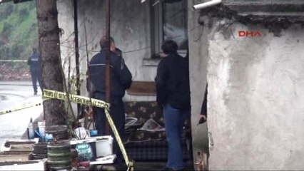 Zonguldak'ta Bir Evde 3 Ceset Bulundu