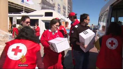 Greeks doing what they can to help refugees