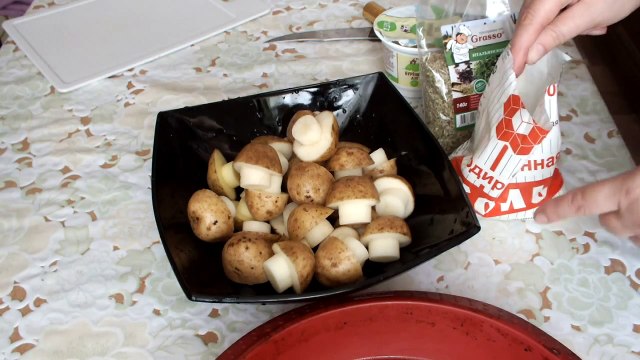 Картофель, запеченный в духовке, в виде грибов Bake potatoes mushrooms