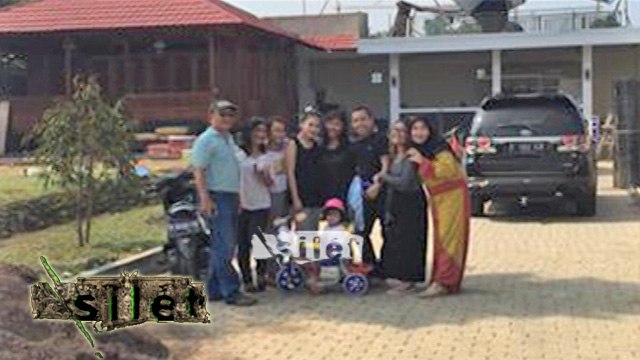 Ayu Ting - Ting bangun villa 7 M - Silet 6 Maret 2016