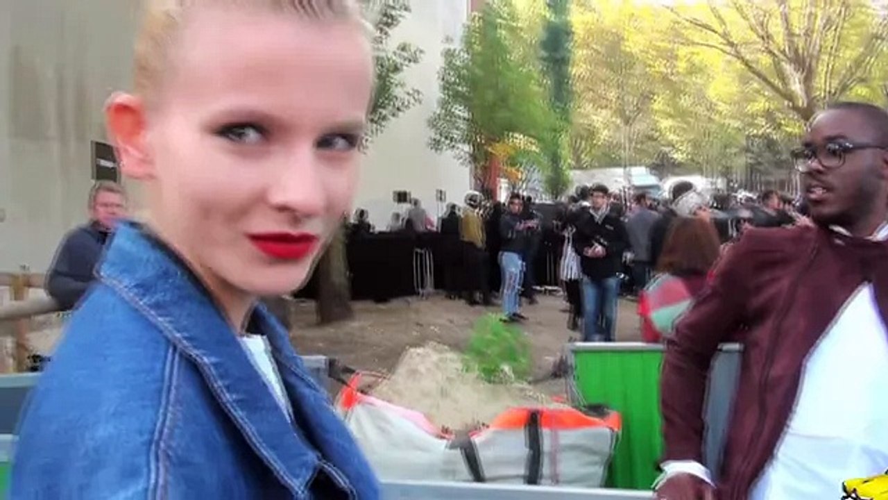 Fashion Week Paris 2015 2016 EXIT CELINE