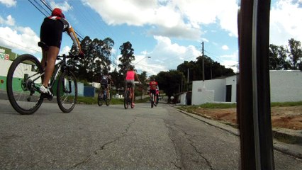 Família Biker nas trilhas  rurais de Taubaté, SP, Brasil, Marcelo Ambrogi e  amigos, 2016, 40 km, 30 amigos
