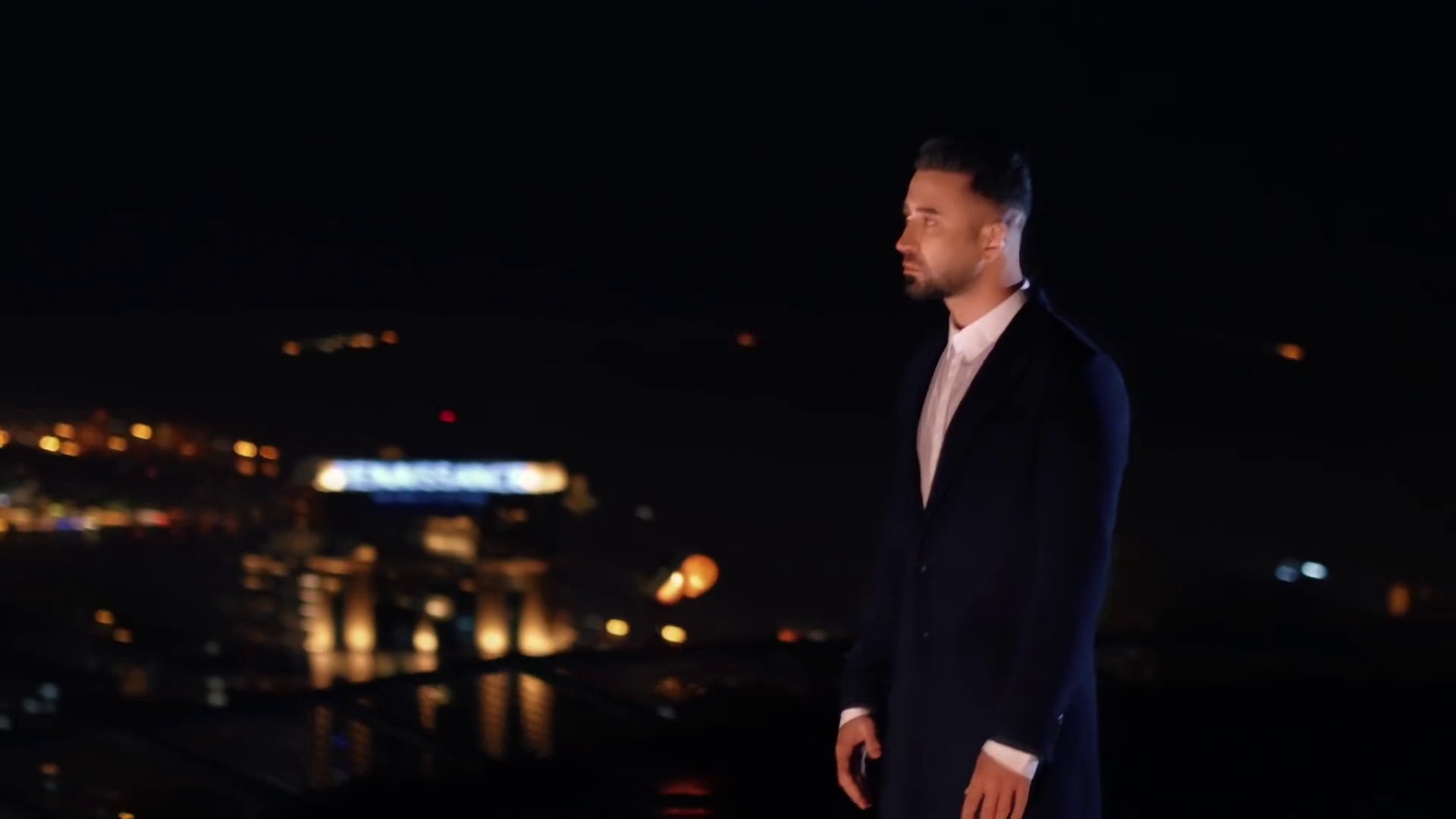 Tan Tasci Nasil Sevecegim Dailymotion Video