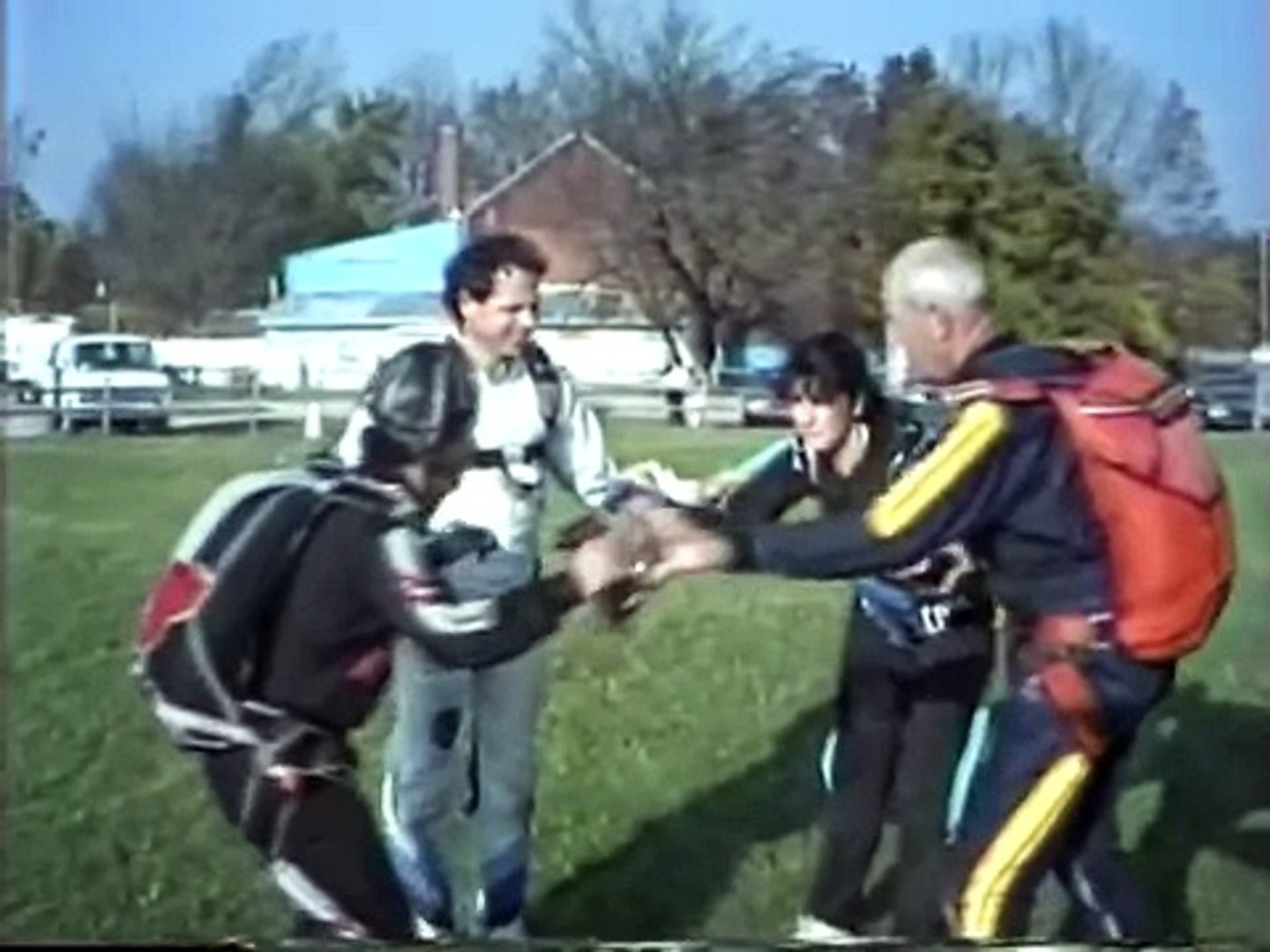⁣4 way skydive at the United Parachute Club