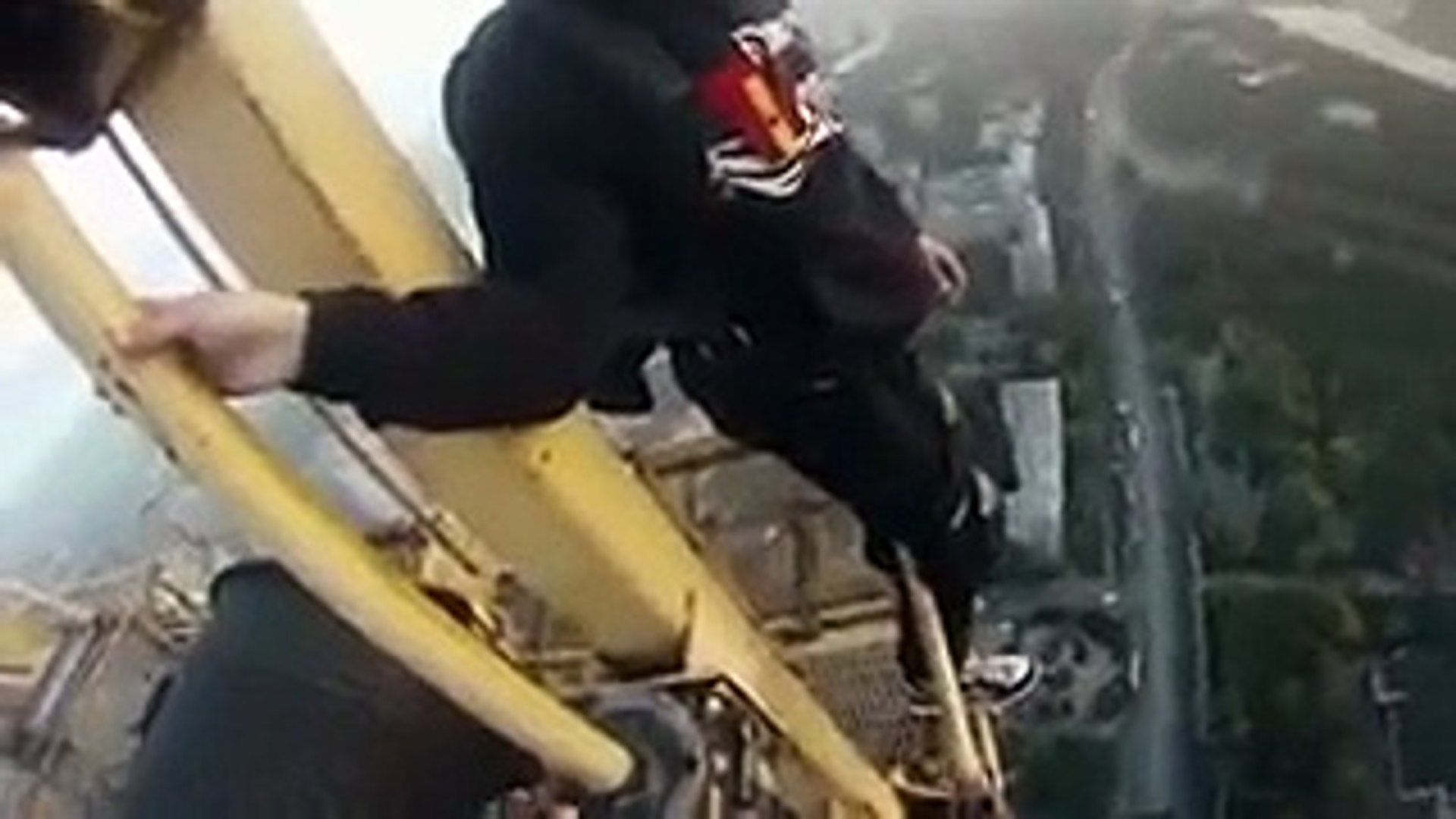 BASE MOSCOW спорт и наша раша парашютный
