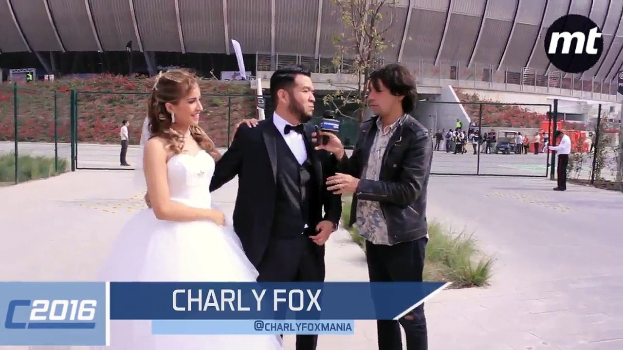 Charly Fox se encontró una pareja muy futbolera