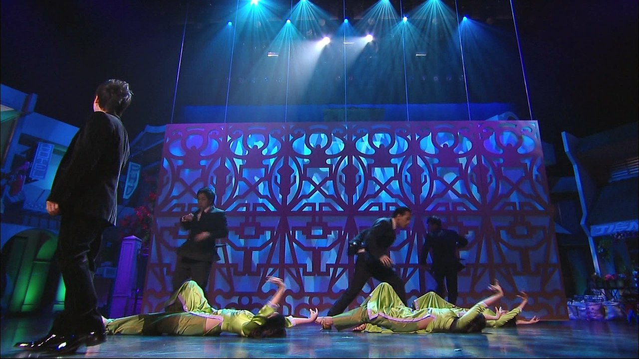 [LinksVIP.Net] Chieu mot minh qua pho 1080i