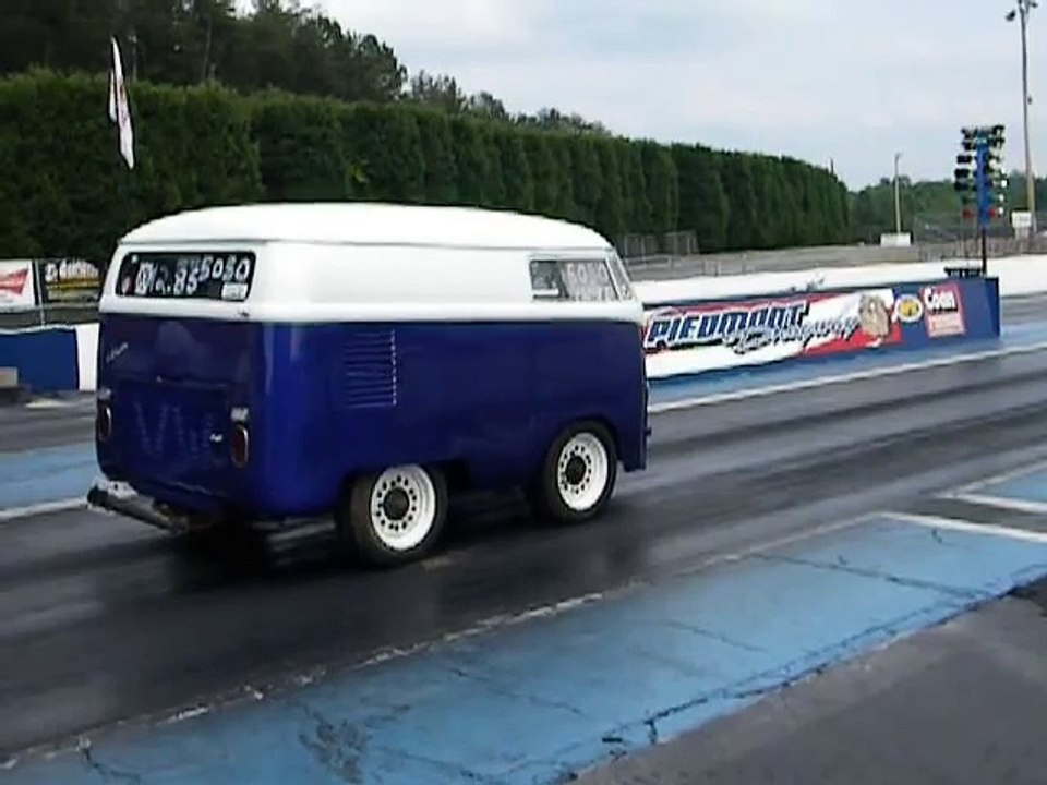 Short Bus wheelie