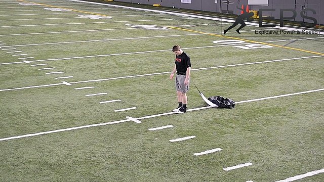 Parachute - Sprinting Instructional Drills (How to Run Faster and Increase Speed)