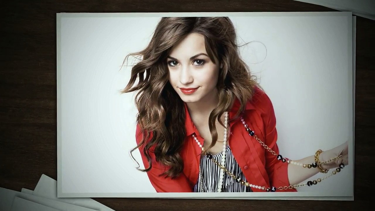 Top 10 Hottest Egotastic Celebrities
