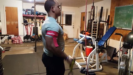 Occlusion Training, Blood Flow Restriction on arm workout