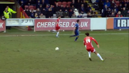 Sędzia odgwizdał koniec meczu, gdy piłka zmierzała do bramki