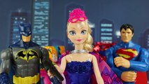Batman vs Superman (w)Rap Battle hosted by Frozen Elsa. DisneyToysFan