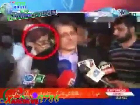 Drunk Karachi Administrator & MQM Mustafa Kamal Comparision -