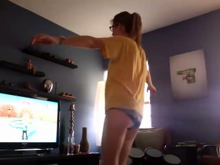 Why every guy should buy their girlfriend Wii Fit.