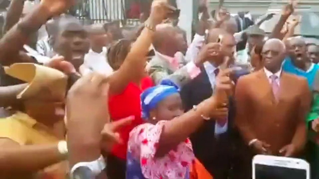 ASSIGNATION EN JUSTICE  Le Tribunal du Plateau d'Abidjan envahi par les militants du Front Populaire Ivoirie