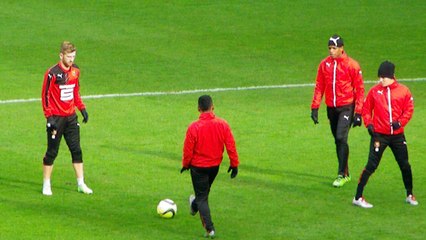 06/03/16 : SRFC-FCN : Kermit Erasmus à l'échauffement