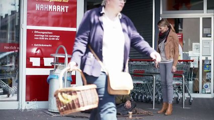 Télécharger la video: Obdachlos - Knallerfrauen mit Martina Hill | Die 3. Staffel