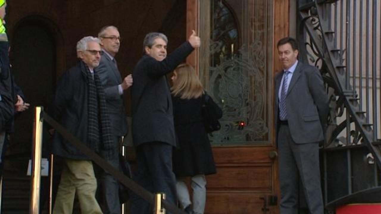 Homs declara voluntariamente ante el TSJC arropado por el Govern