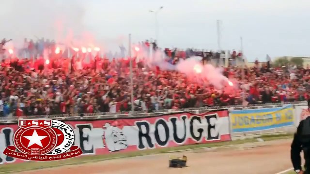 ESS VS EST 3 0 TIFO ESS brigade rouge أجواء الجماهير مقابلة النجم و الترجي : الدخلة و الكر