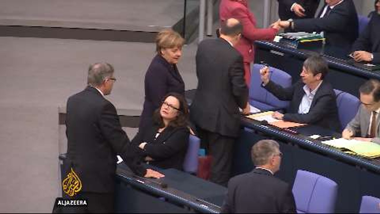 Angela Merkel's popularity waning over refugee policy