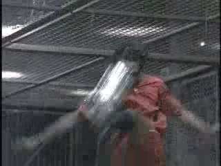 Pub Nike Foot Cage