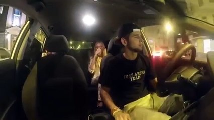 Веселый таксист - YouTube