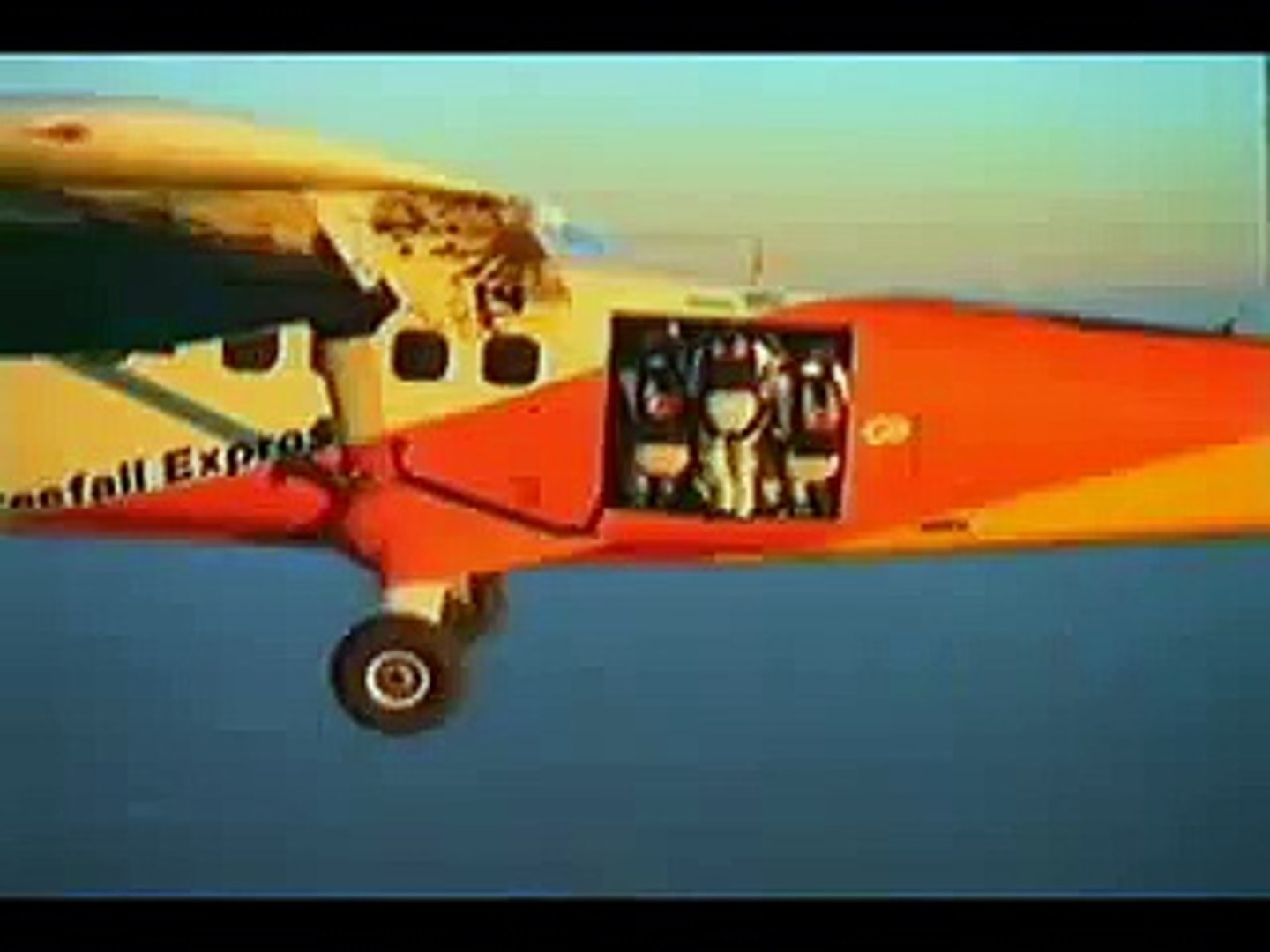 Valvet Skies.Парашютный спорт