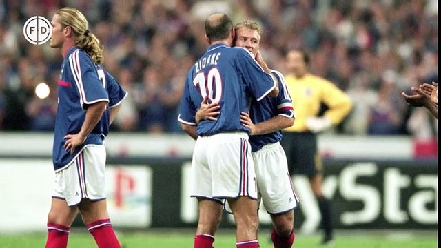 Best Early Retirees XI ¦ Cantona, Kluivert & Van Basten