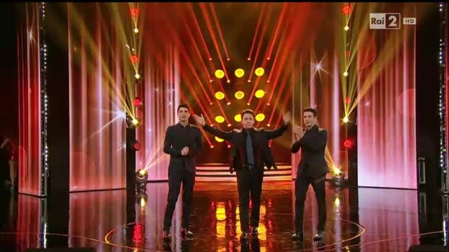 Francesco CICCHELLA - Massimo RANIERI [MADE IN SUD 23.02.2016]