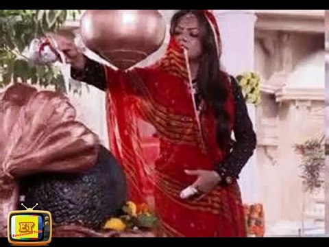 Ek Tha Raja Ek Thi Rani - Badi Rani Maa to follow Savitri-Gayatri
