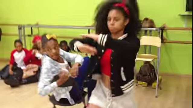 African Girls with Attitude SuperB Dance