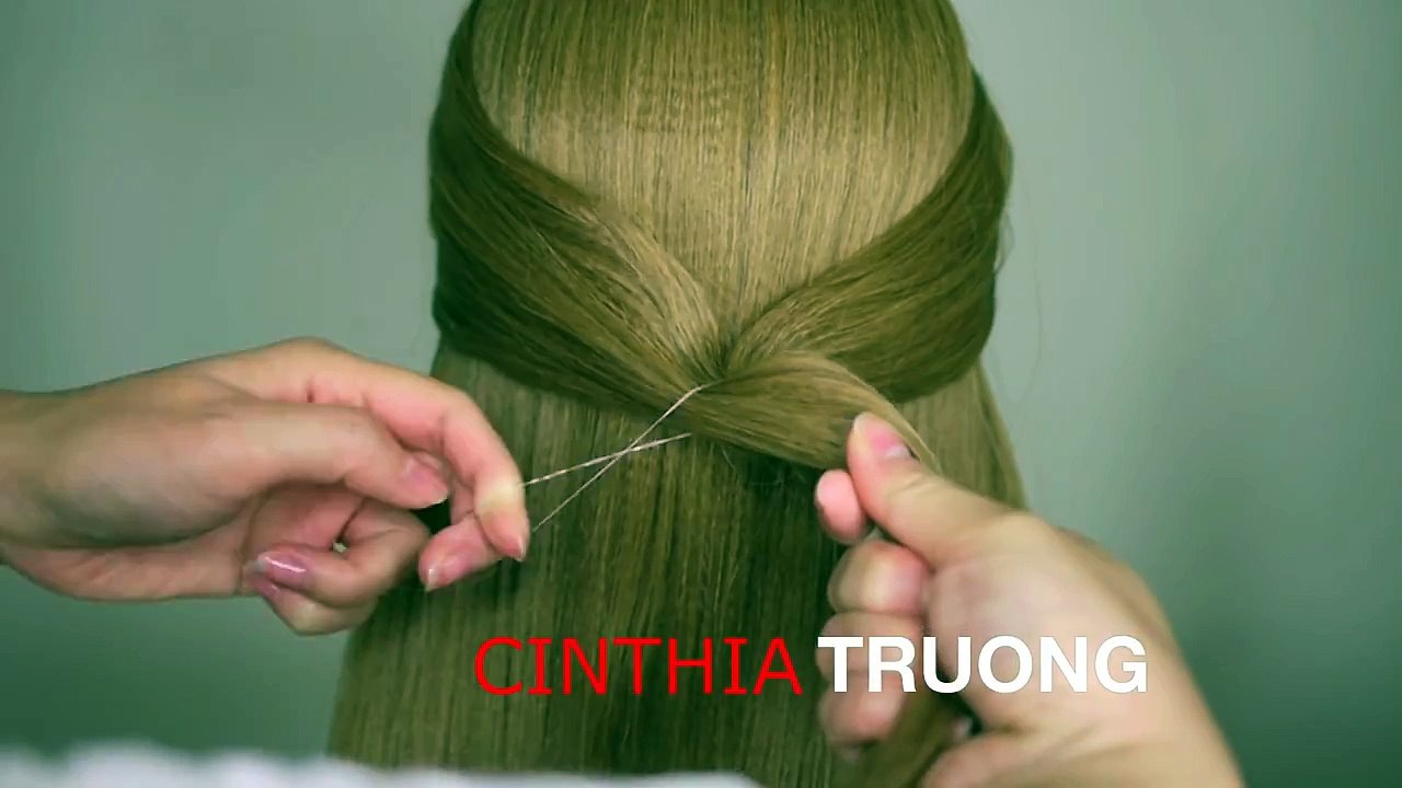 Angel Wings Half Updo Hair Tutorial