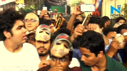 WHAT? Swara Bhaskar receives ‘mangalsutra’ by a crazy fan